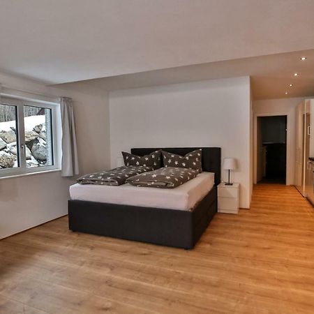 Arlberg Kristall Appartements ดาลาส ภายนอก รูปภาพ