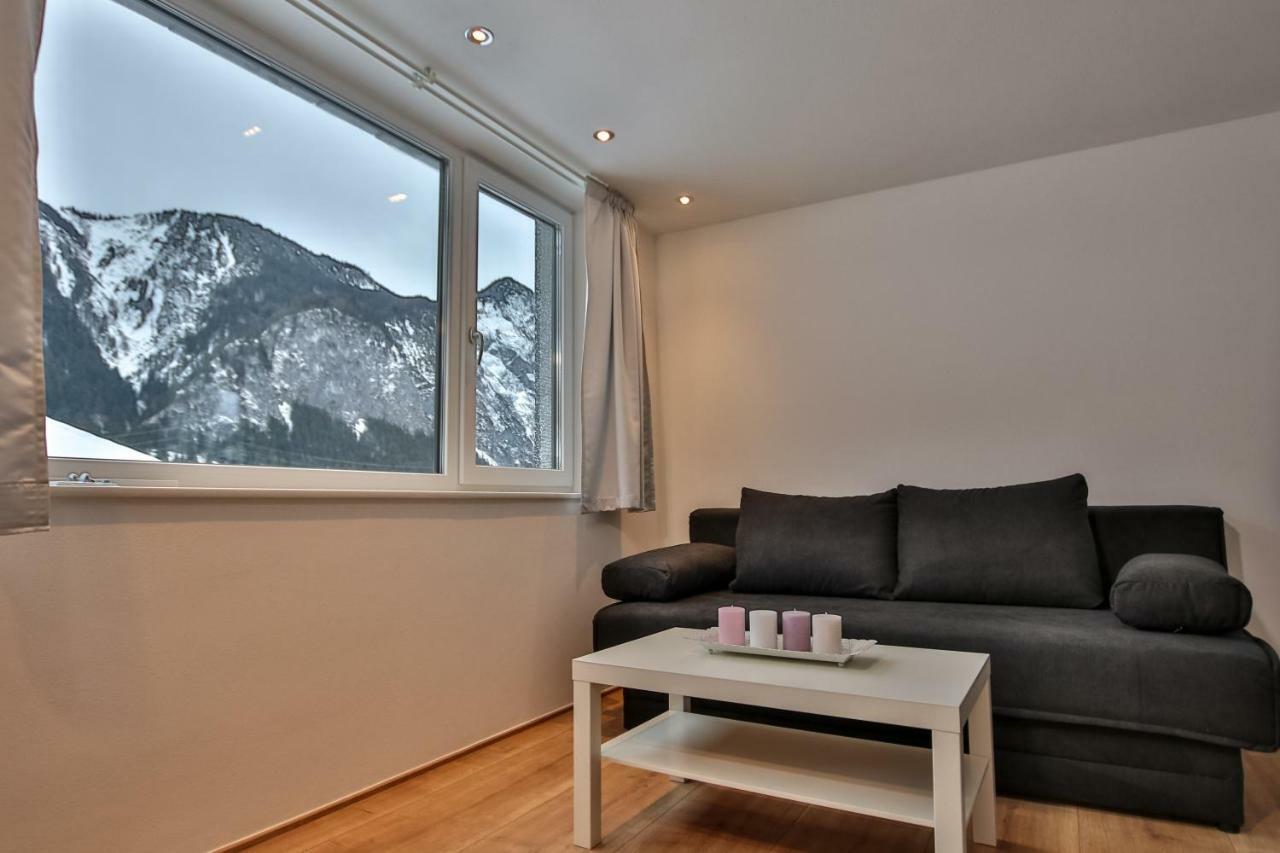 Arlberg Kristall Appartements ดาลาส ภายนอก รูปภาพ
